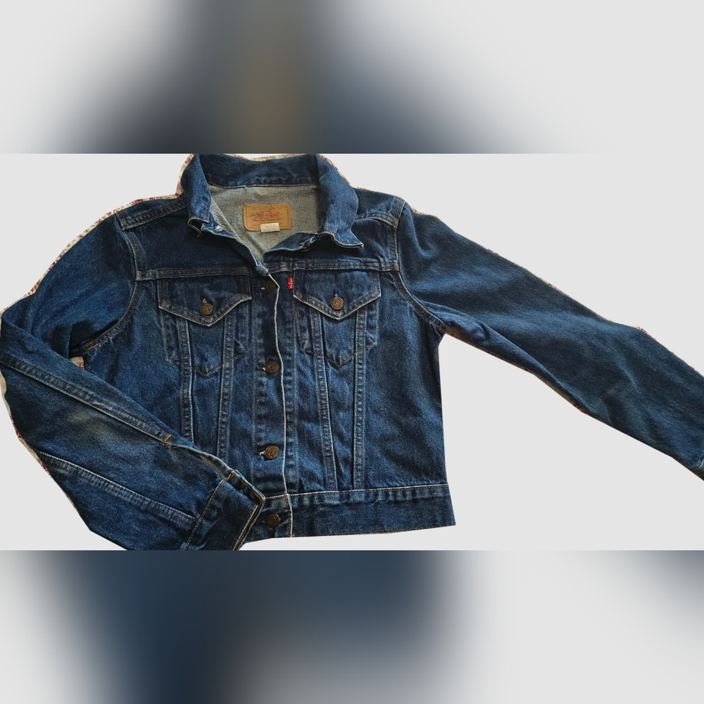 Women's Dark Blue Denim Jacket - Classic Trucker Style